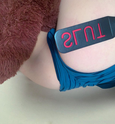 LissaLacy model beautiful img