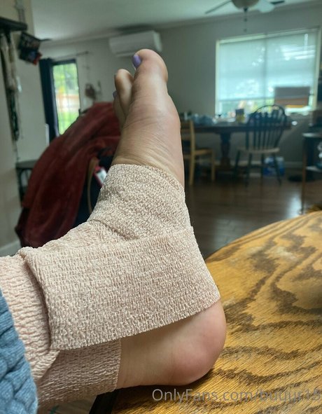 toe onlyfans beautiful gallery