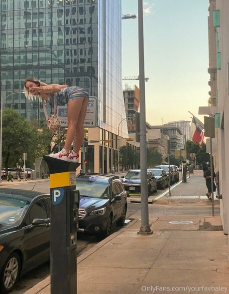 yourfavhaley hd actress pic