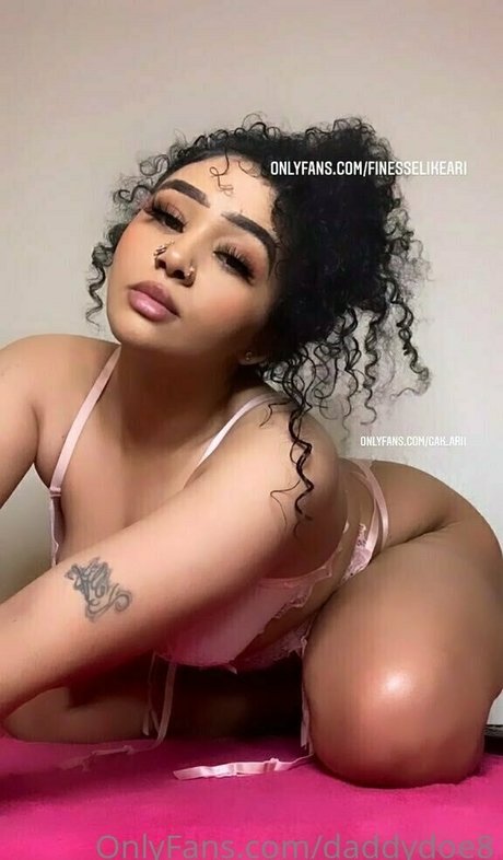 maikingxxx pornstar exclusive pics