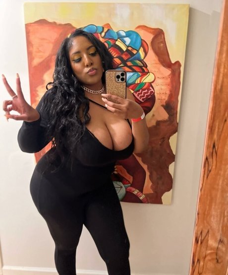 foxximami model naked photo