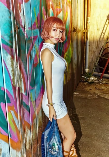 sora 629_ naked actress photo