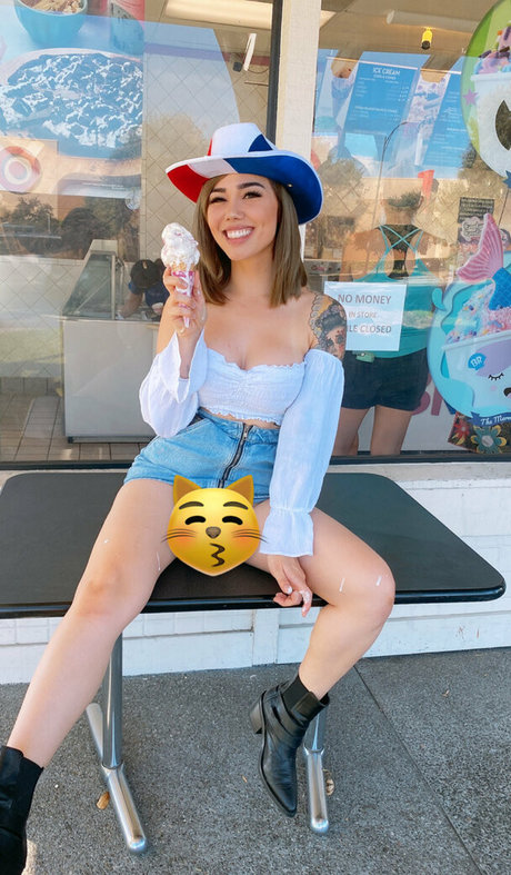 xxxlovegina nice star pics