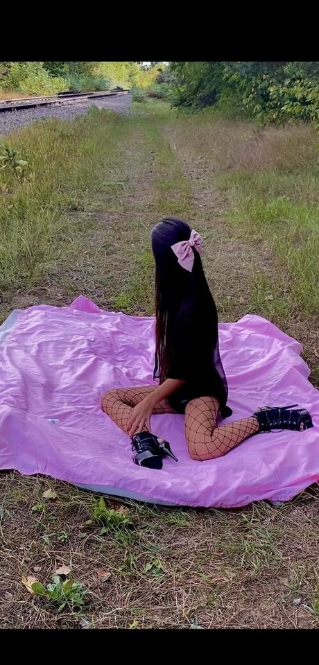 alessya ale exclusive model picture