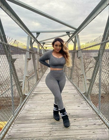 horniemommyfree adult star pictures