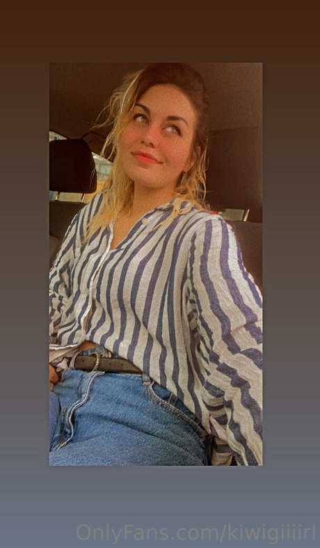 kiwigiiiirl pornographic actress photo