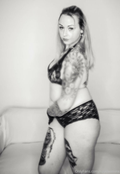 inkynzminx erotic model gallery