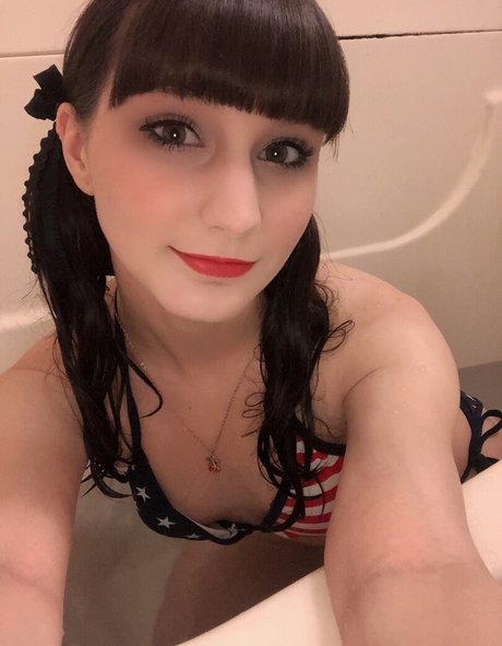 Schyler Reighn pornstar sexy img