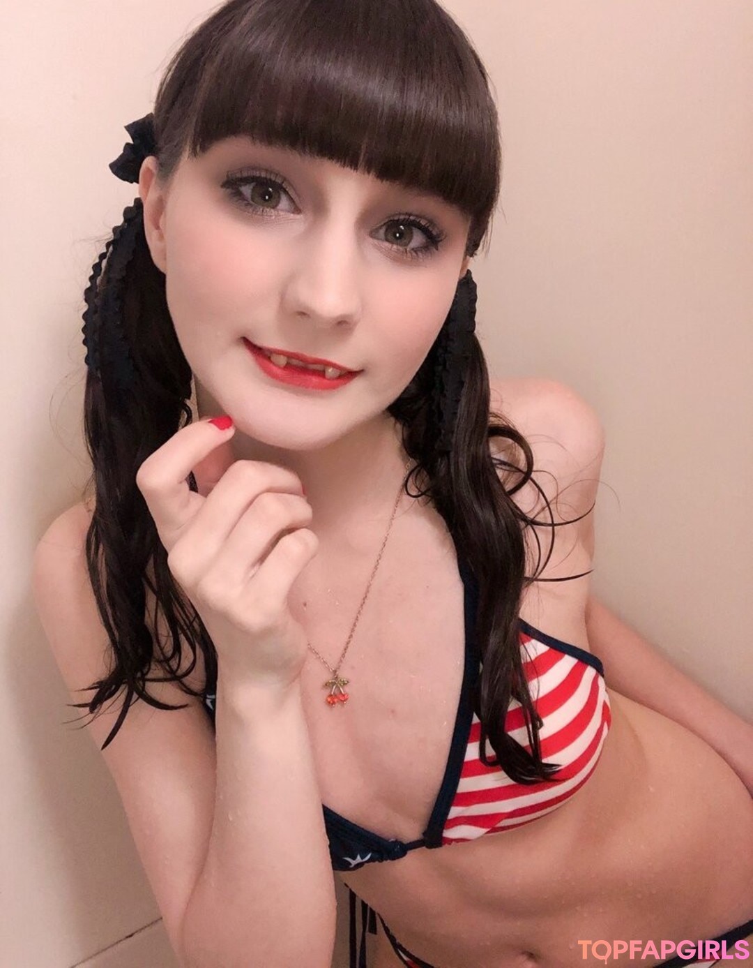 celebrity male onlyfans free nude pic