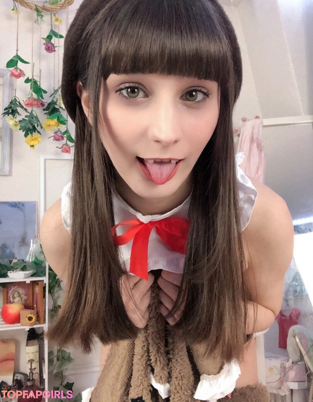 Schyler Reighn nude star galleries