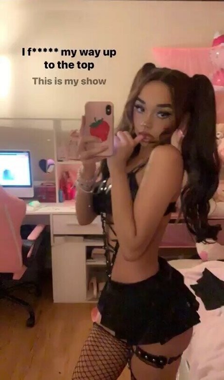 Lapbrat Zowey nude star archive