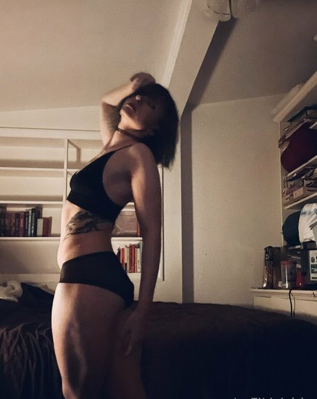 lofilisichka exclusive star image