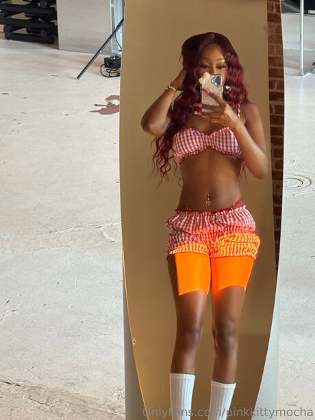 Pinkkittymocha erotic model img