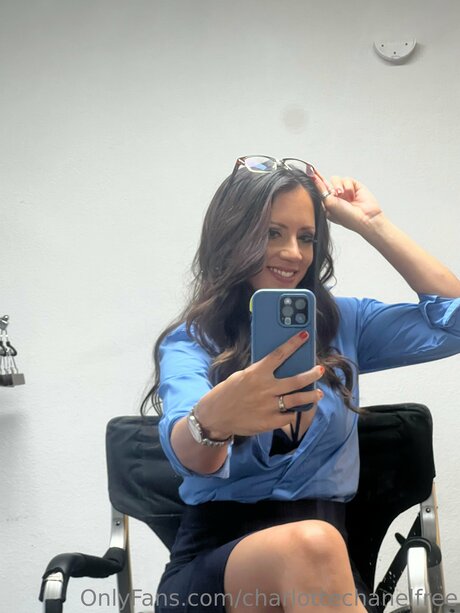 Charlottechanelfree sexy model pictures