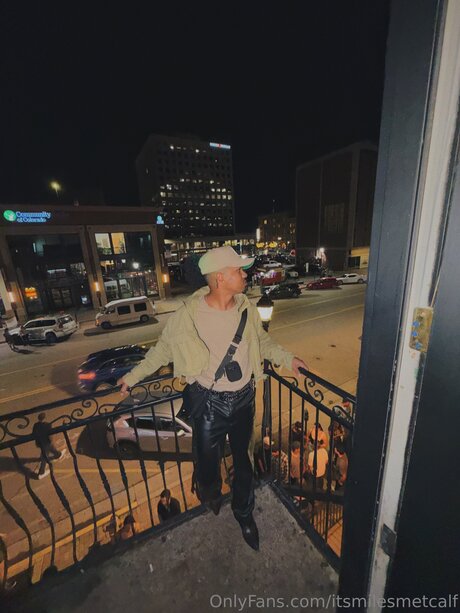 Itsmilesmetcalf star adult pic