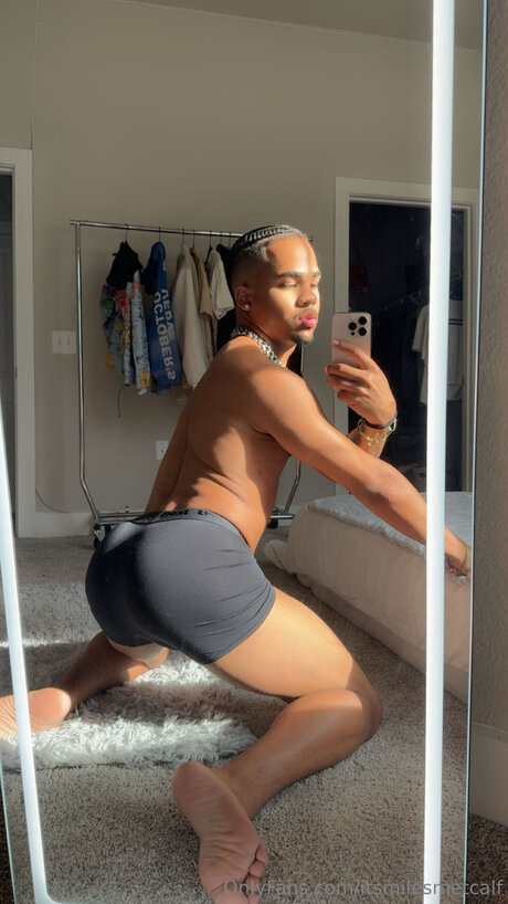 Itsmilesmetcalf hd actress image