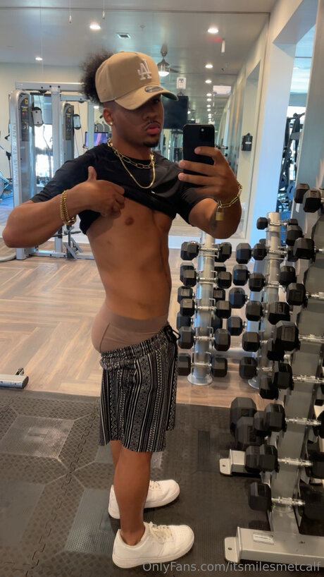 Itsmilesmetcalf model top photos