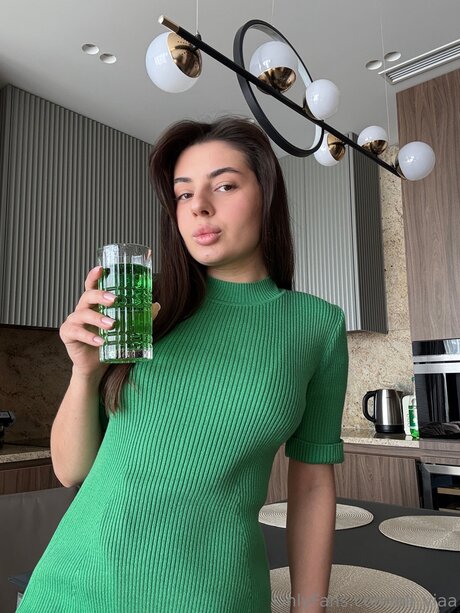 Oli Viaa pornstar adult pic