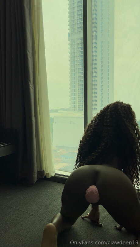 Clawdeen19 nudes pornstar gallery