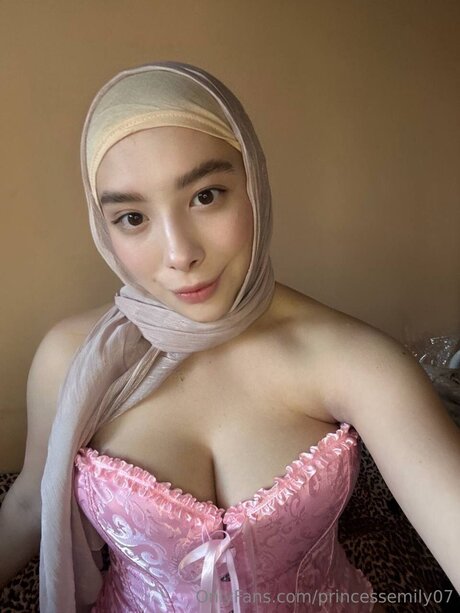 Princessemily07 exclusive model archive