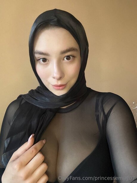 Princessemily07 perfect star picture