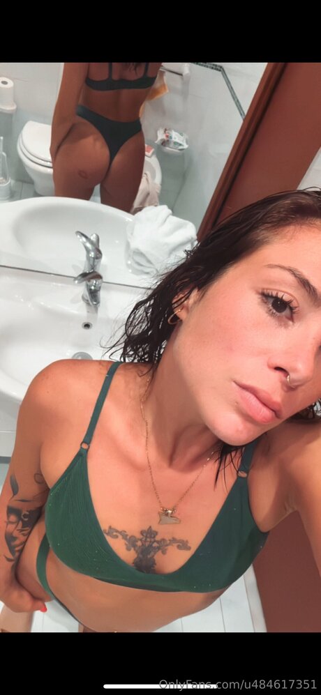 Amelialatorree pretty actress picture