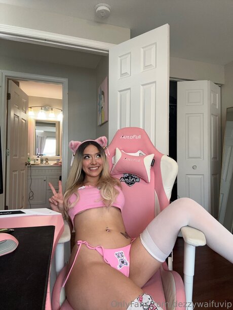 perky tits onlyfans sexy naked photo