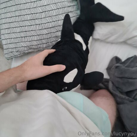 Lucynyou sex pornstar gallery