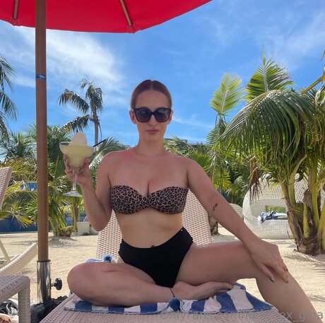 Luna Lex Gina beautiful star picture