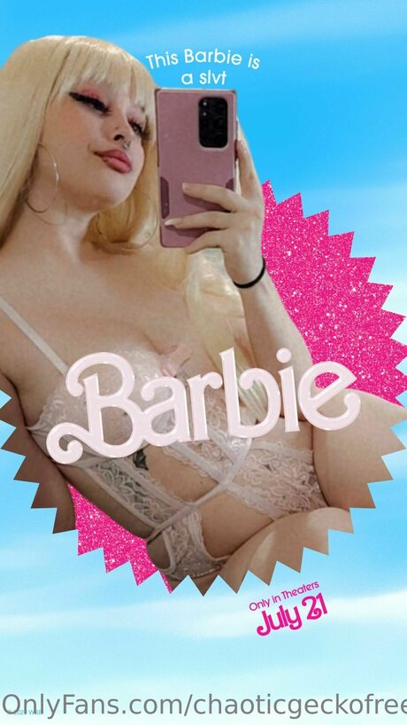 Chaoticgeckofree star erotic galleries