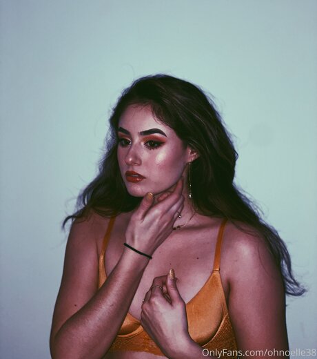 Ohnoelle38 art star pictures