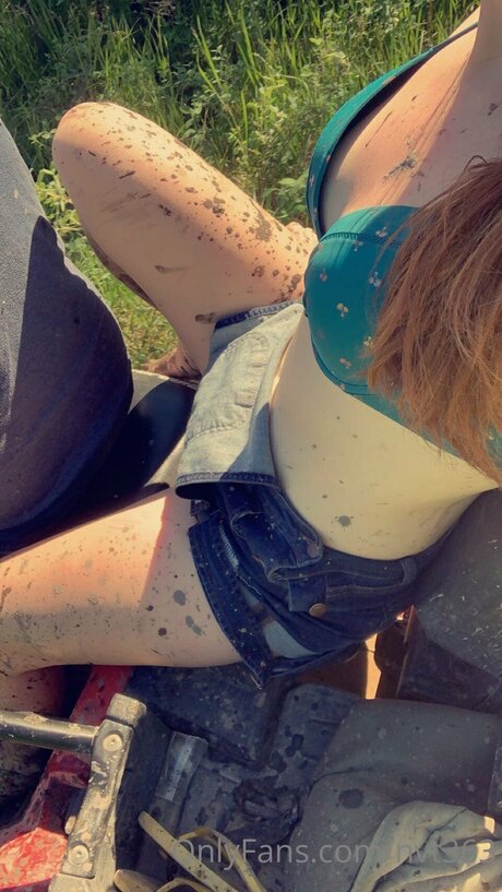 arab thick onlyfans hot nude images