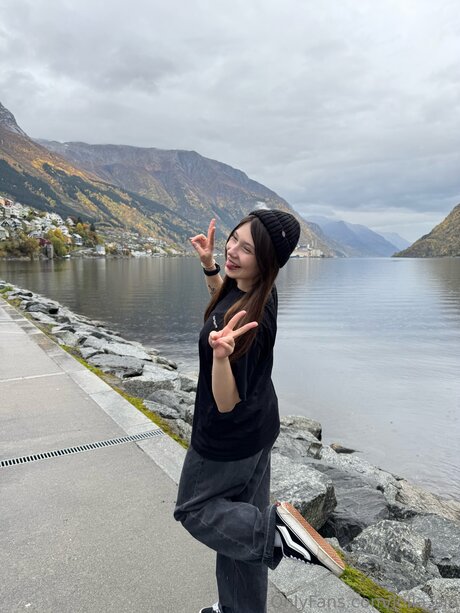 Lolla Sin star beautiful img