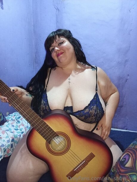 Janiisbbw Vip pornographic model photo