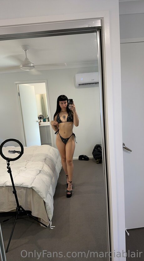 Marciablair model free img