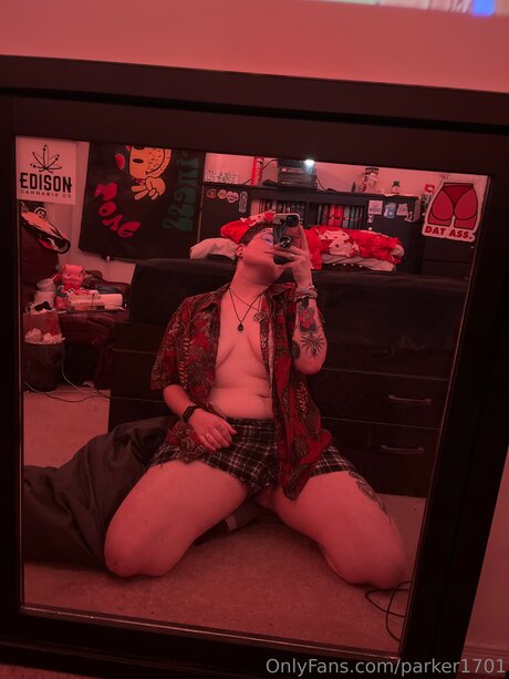 Parker1701 free star pics