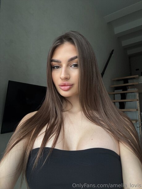 Amelia Lovis art actress archive