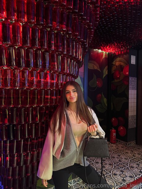 Amelia Lovis pornstar sexy pic