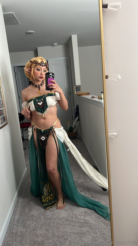 Froggochan pornstar nudes pics