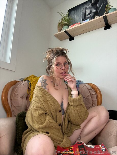 The Addylouise model art galleries