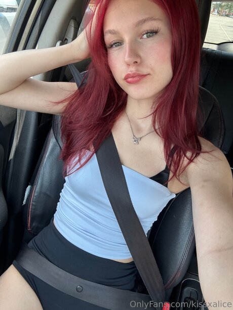 Kissxalice model exclusive img