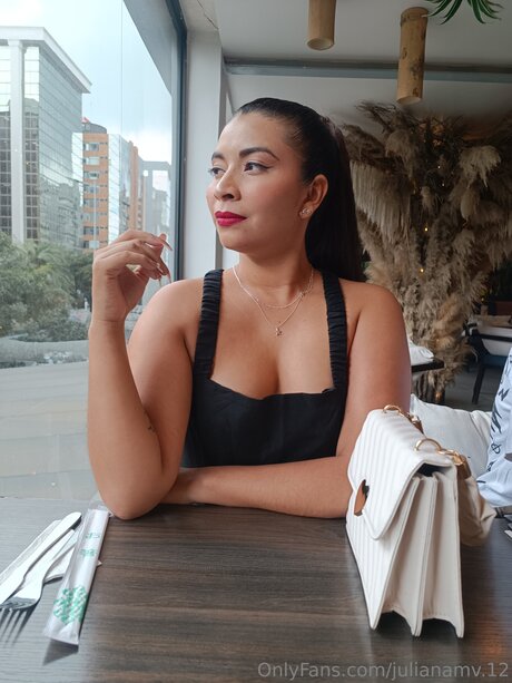 Julianamv 12 nude pornstar photo