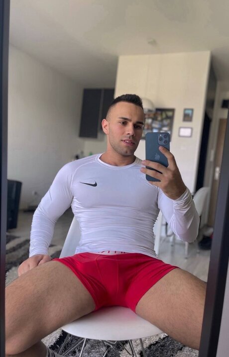20 years old onlyfans sexy naked pic
