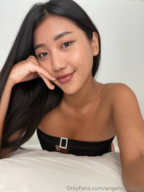 Angelicgeorgie model porn archive