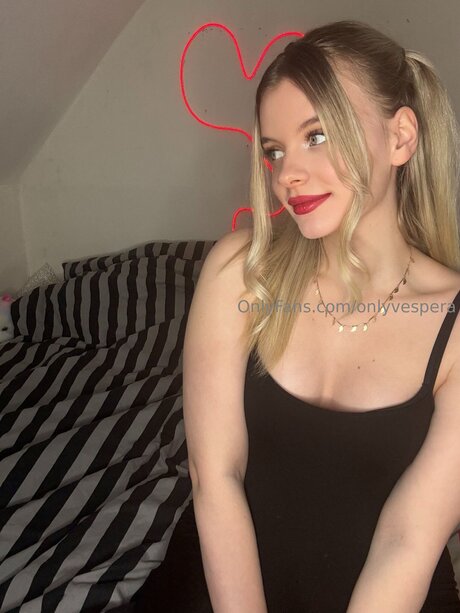 Onlyvespera exclusive pornstar pic