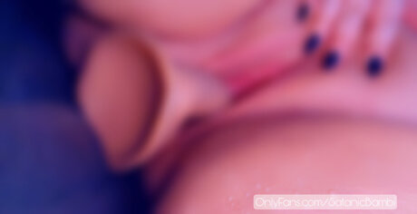 Satanicbambi Free naked star picture