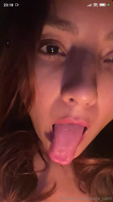 Dana Cami star sex img