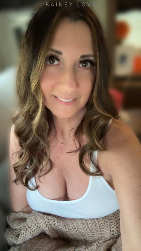 Raineylovesyou star sexy archive