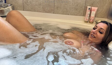 Raineylovesyou star pornographic img