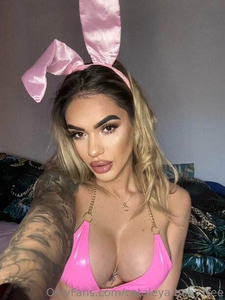 Cataleya Baby Free erotic model archive